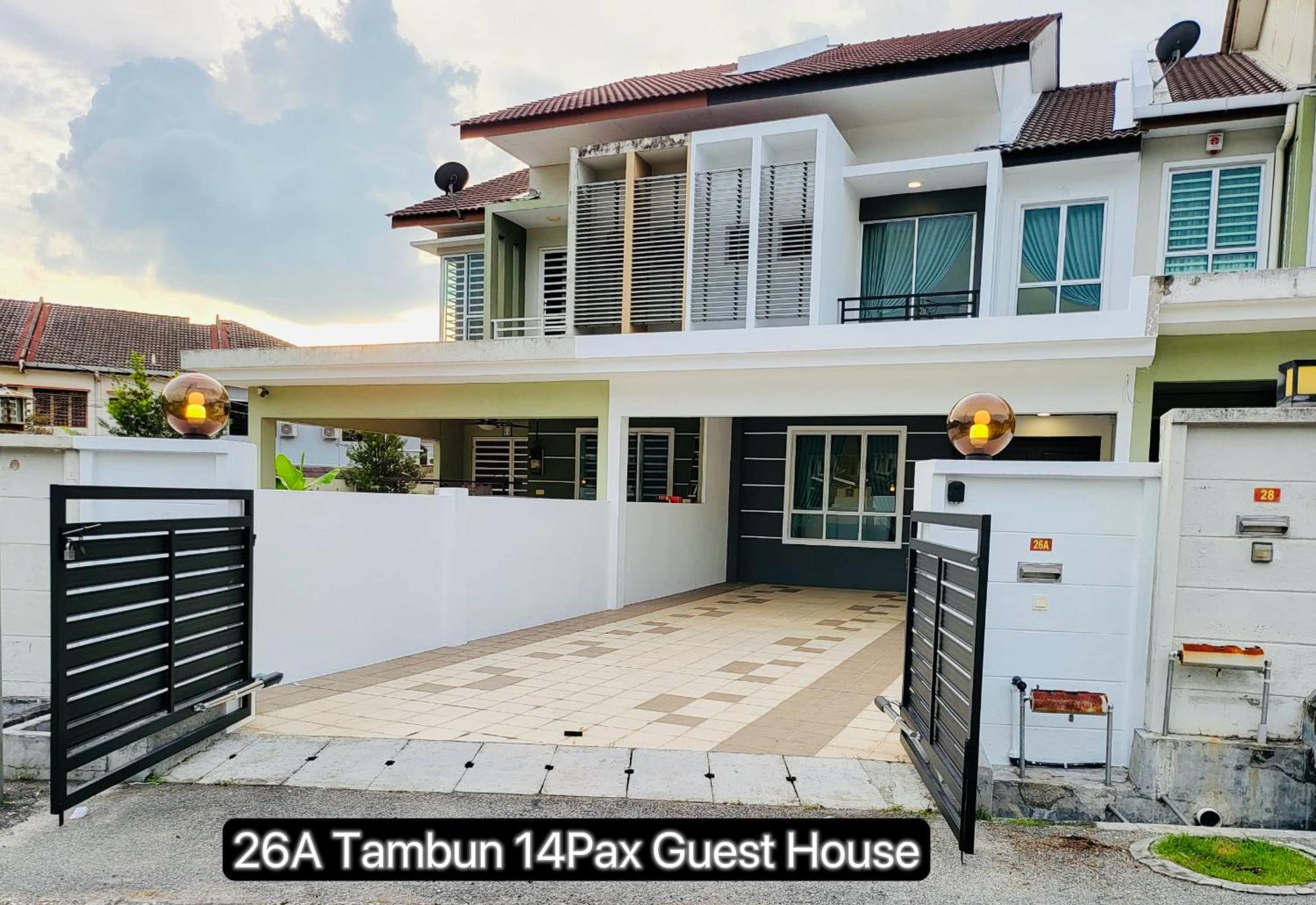 Ipoh Sunway Onsen Suites And Tambun Guesthouse , 3-14Pax 2Parking By Iwh Exterior photo