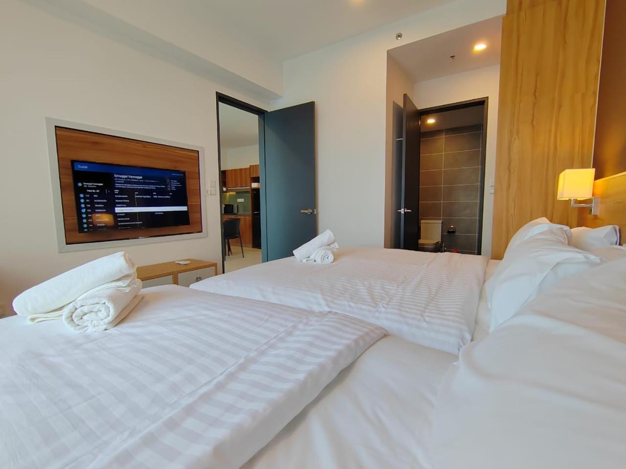 Ipoh Sunway Onsen Suites And Tambun Guesthouse , 3-14Pax 2Parking By Iwh Exterior photo