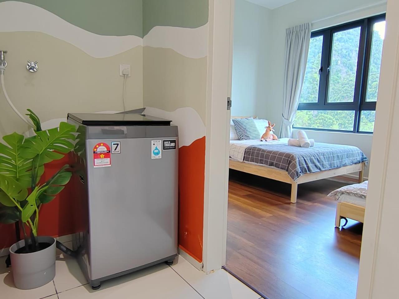 Ipoh Sunway Onsen Suites And Tambun Guesthouse , 3-14Pax 2Parking By Iwh Exterior photo