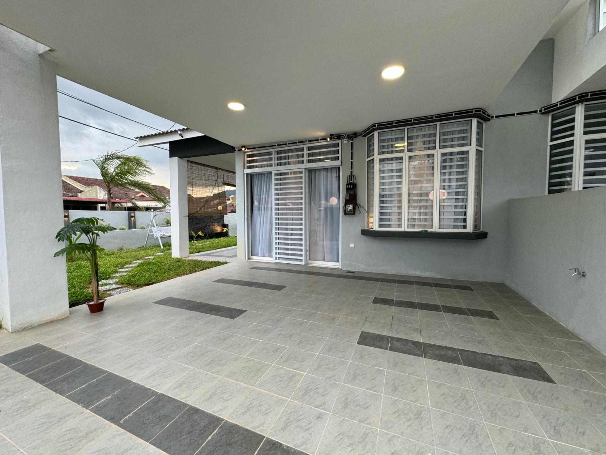 Ipoh Sunway Onsen Suites And Tambun Guesthouse , 3-14Pax 2Parking By Iwh Room photo