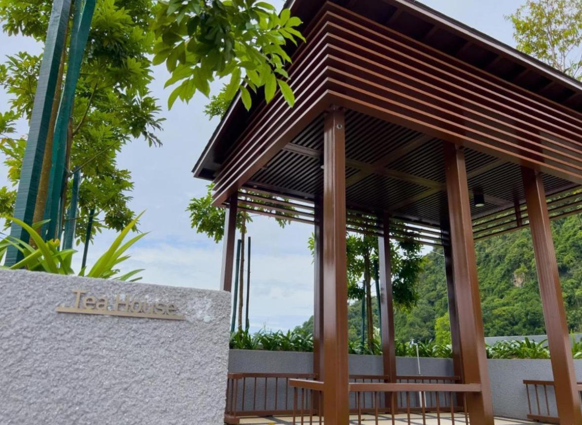 Ipoh Sunway Onsen Suites And Tambun Guesthouse , 3-14Pax 2Parking By Iwh Exterior photo