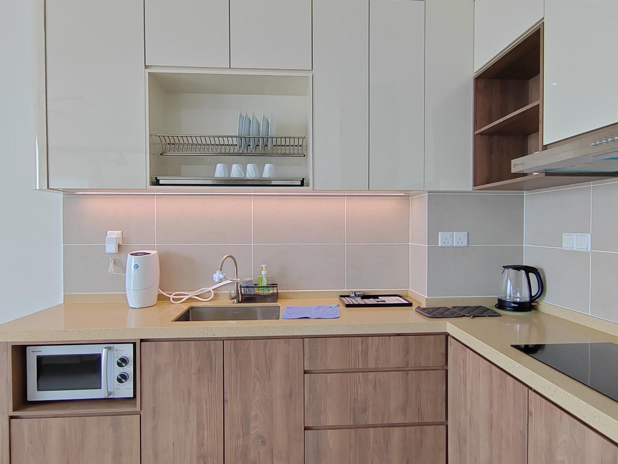 Ipoh Sunway Onsen Suites And Tambun Guesthouse , 3-14Pax 2Parking By Iwh Exterior photo
